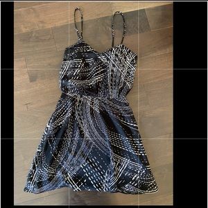 Express black and white dress